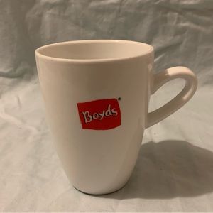 White ceramic coffee mug